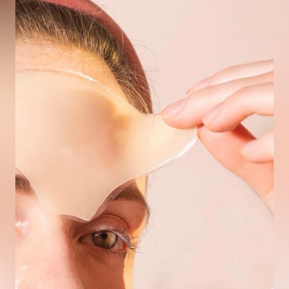 Dreambox Beauty Reusable Skin Plumping Forehead Mask, Forehead Patch - Picture 2 of 7